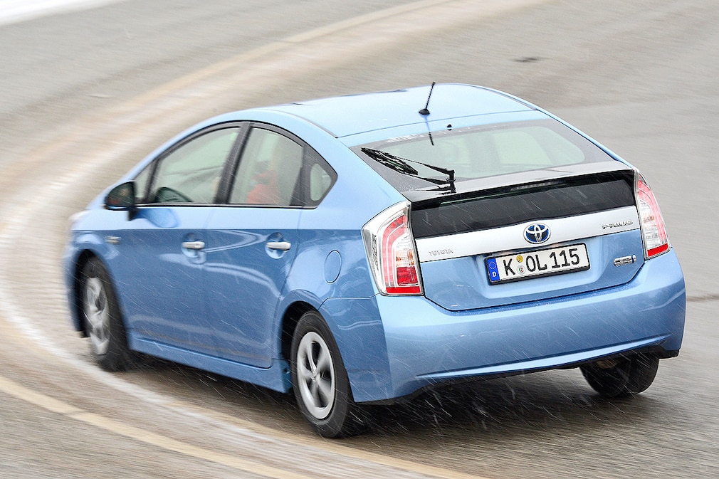 Toyota Prius Plug-in Hybrid Life