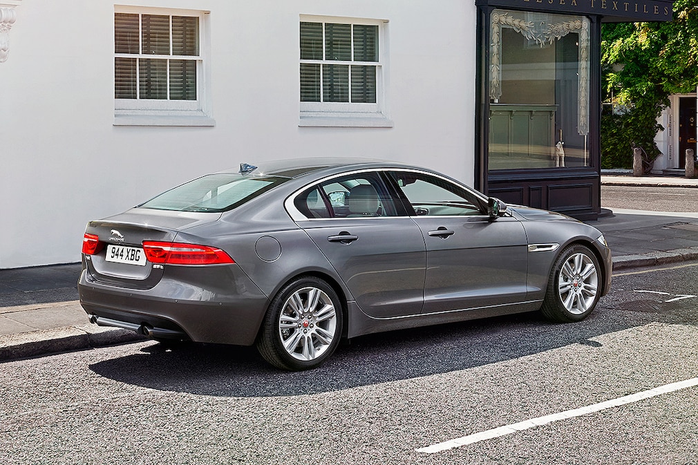 Jaguar XE !!!Sperrfrist!!!