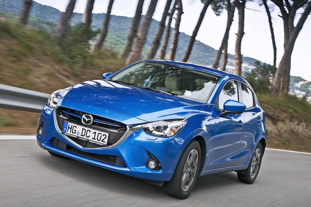 Mazda Hazumi (Mazda2): Sitzprobe auf dem Genfer Autosalon 2014