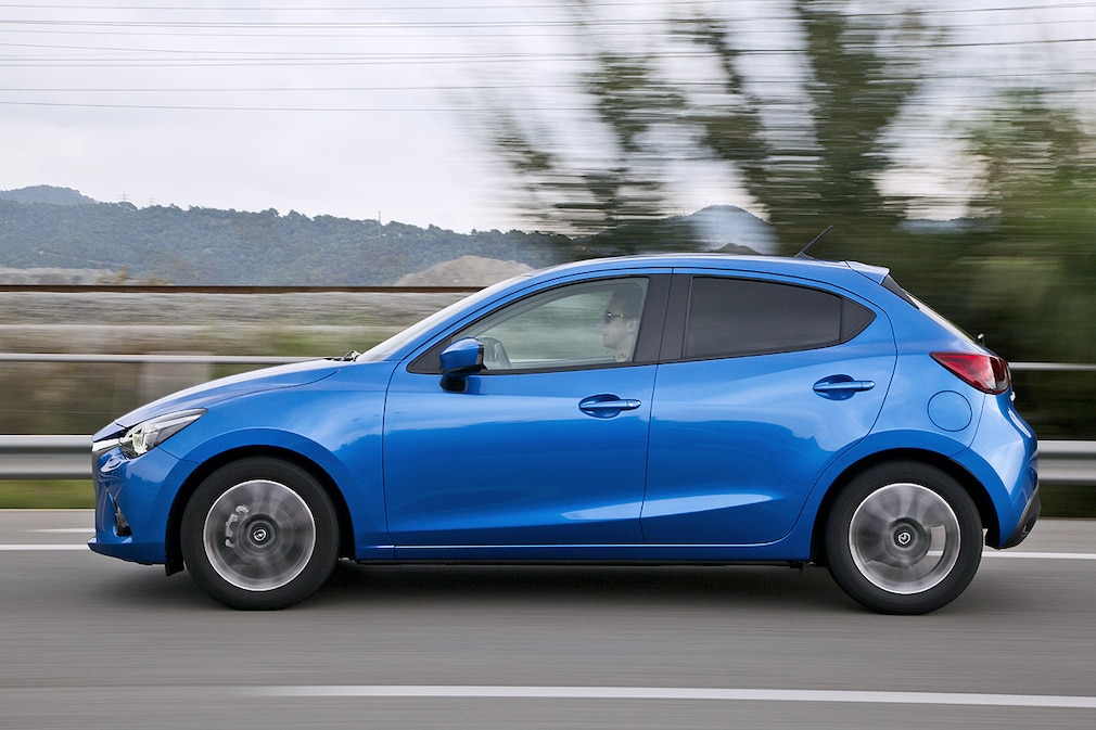 Mazda2