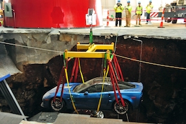Teilerfolg bei Corvette-Bergung in Bowling Green