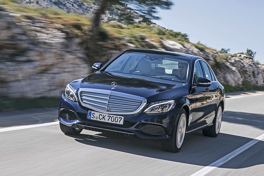 Mercedes C-Klasse C 250 Exclusive Line Cavansitblau