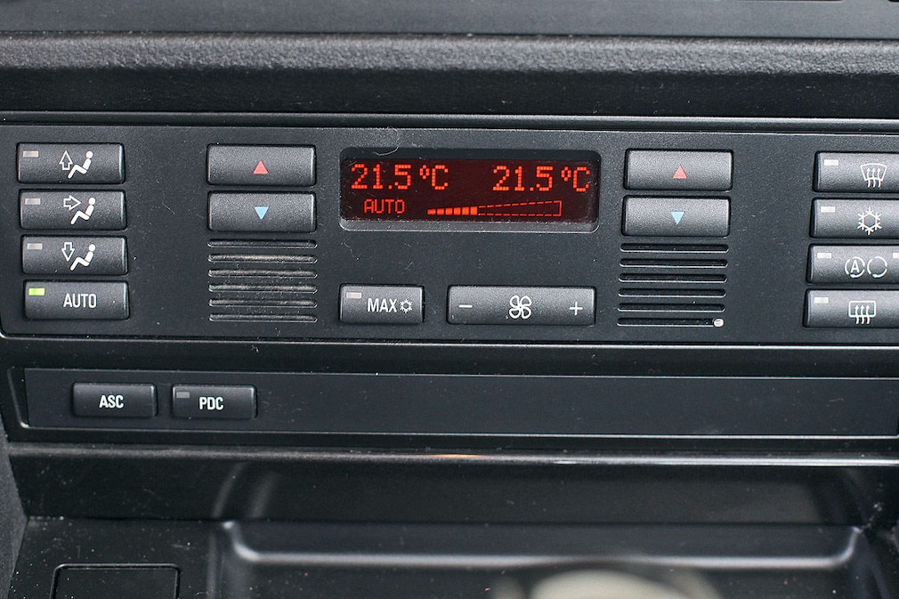BMW 520iA