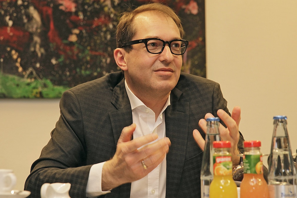 Bundesverkehrsminister  Alexander Dobrindt