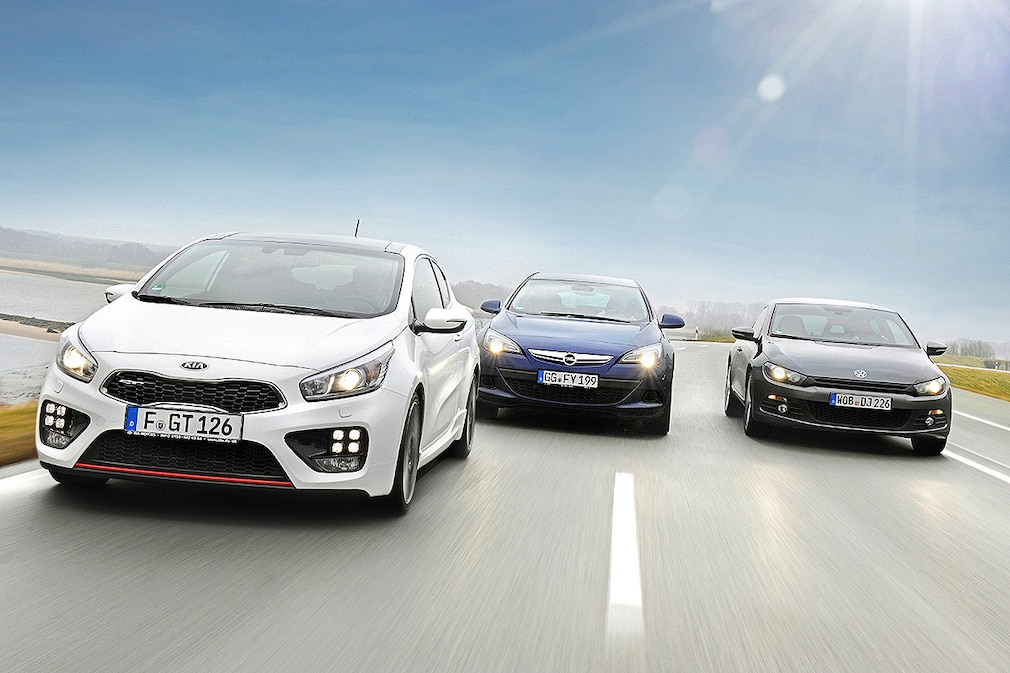 Kia Pro Cee'd GT 1.6 T-GDI Opel Astra GTC 1.6 DIT VW Scirocco 2.0 TSI