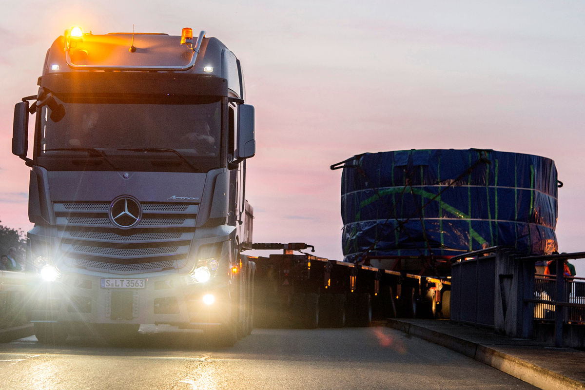 Extreme Schwertransporte: Zu schwer gibt´s nicht