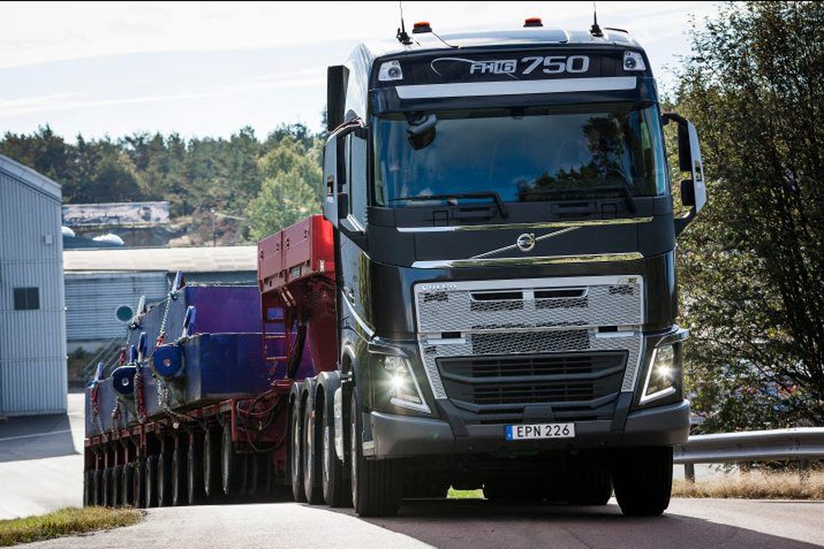 Extreme Schwertransporte: Zu schwer gibt´s nicht