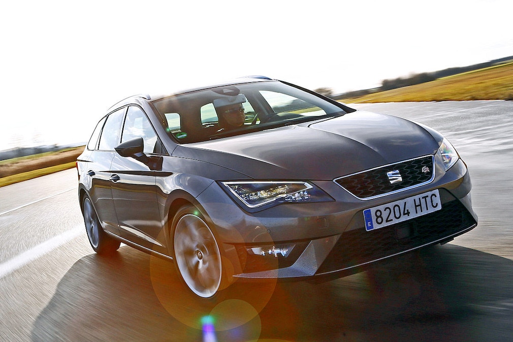 Seat Leon grau Frontansicht