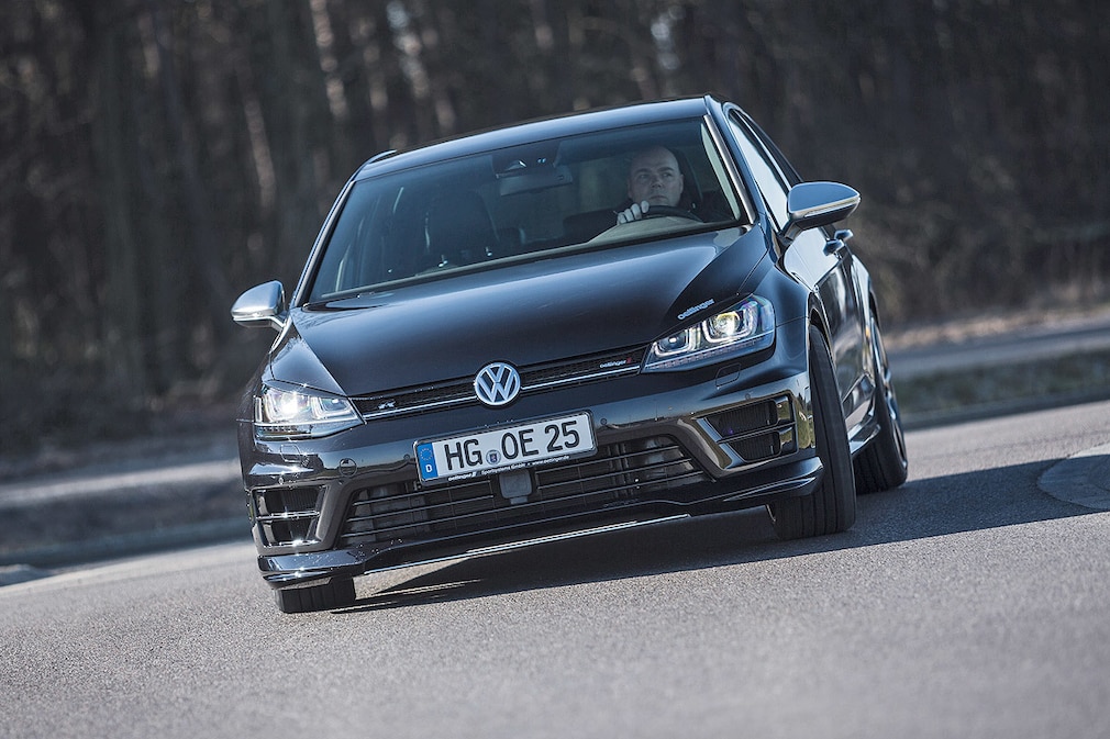 Oettinger Golf R schwarz Frontansicht