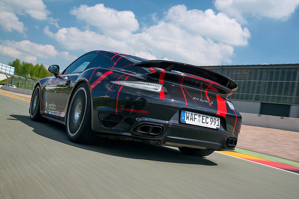 911 Turbo S Edo Competition
