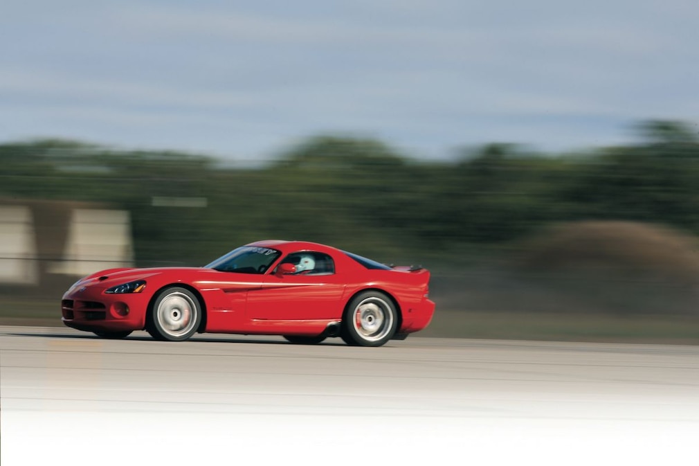 Hennessey Viper 1000 TT rot Seitenansicht