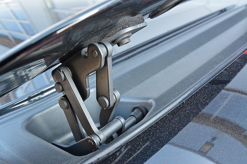 Audi TT: Mechanik des Heckspoilers