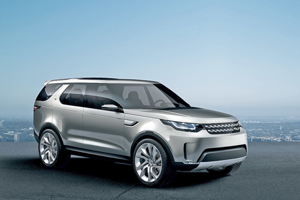 Land Rover Discovery Vision Concept mit Transparent Bonnet System