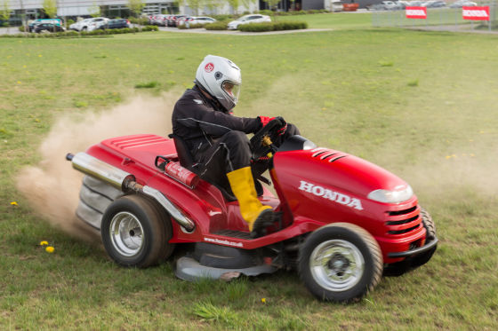 Honda Mean Mower Aufsitzrasenmäher: Fahrbericht