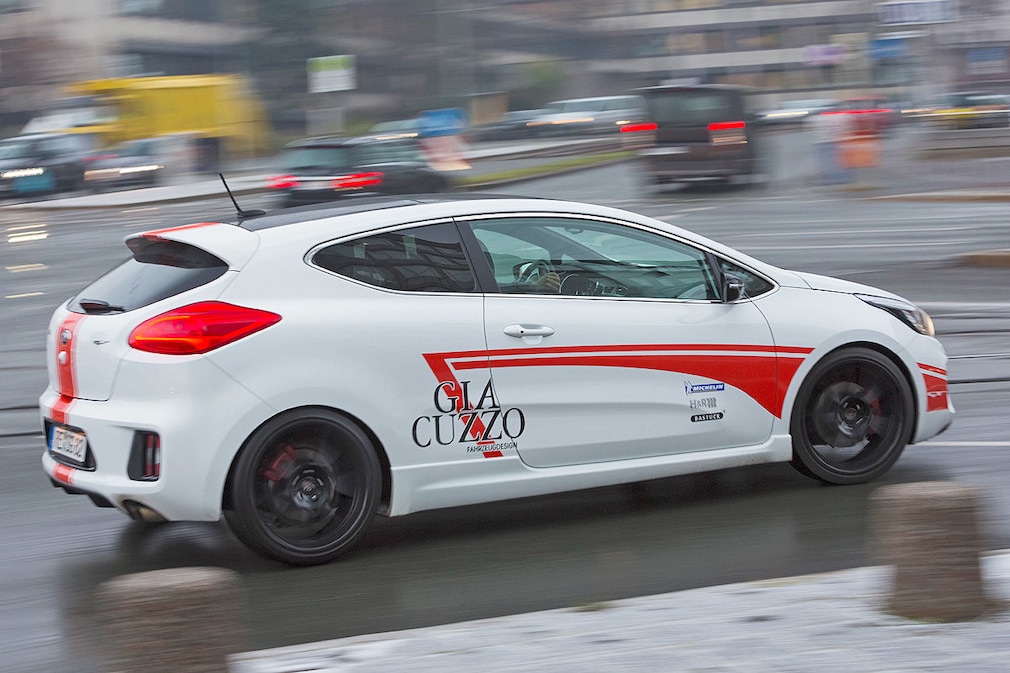 Giacuzzo Kia Pro Cee'd GT weiß Seitenansicht