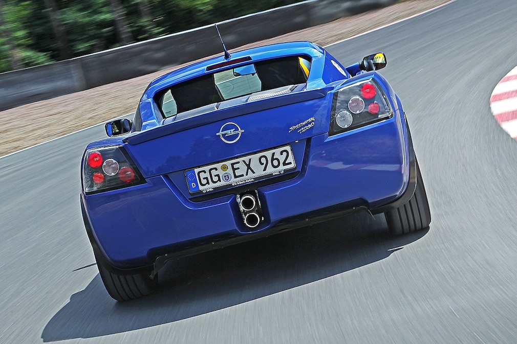 Opel Speedster Turbo