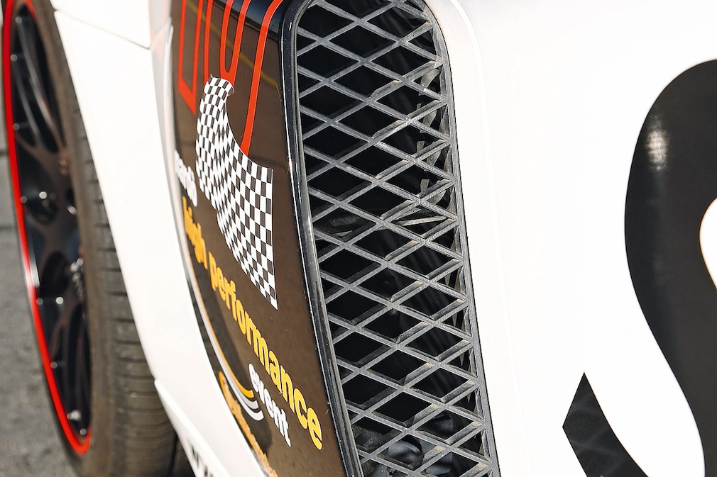 SKN R8 V10 X-Treme2