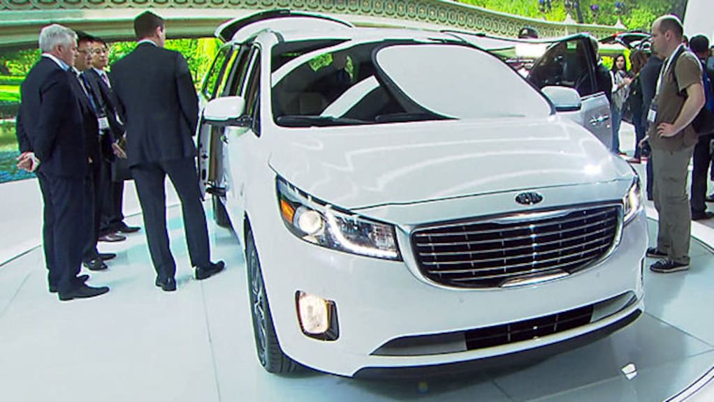 Kia Sedona - Premiere
