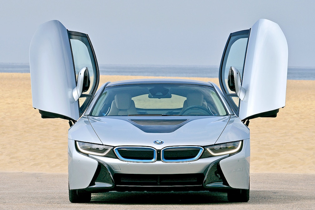 BMW i8