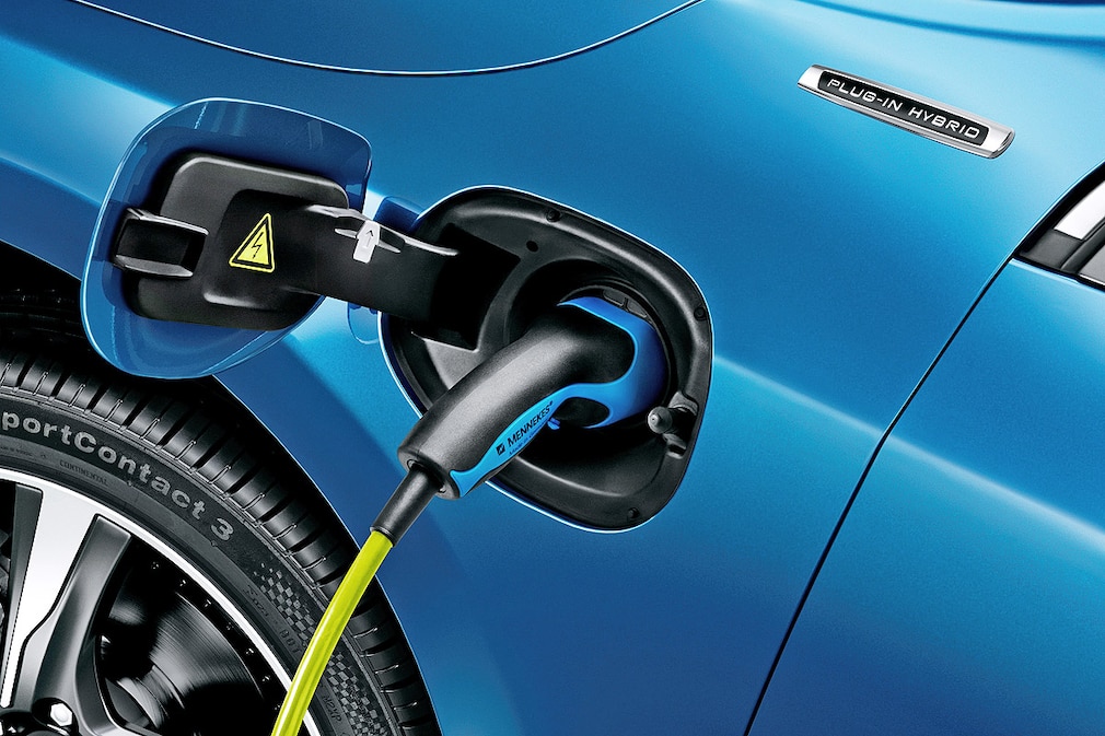 Volvo V60 Plug-in Hybrid R-Design