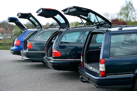 Volvo 960 3.0i 24V Kombi, Mercedes E 430 T, BMW 540i Touring, Audi A6 4.2 Avant