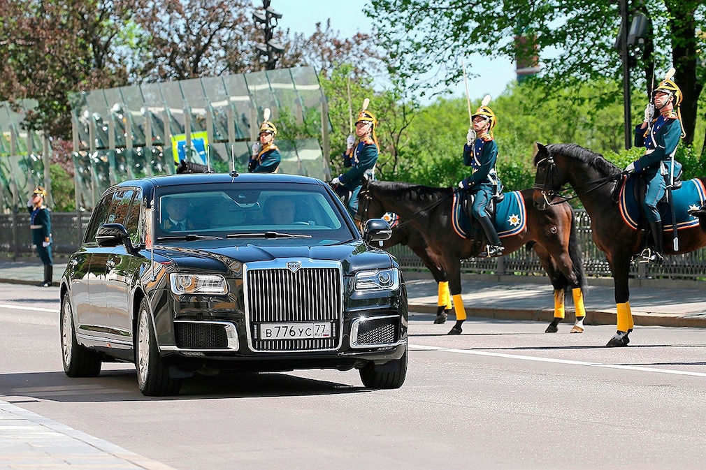 Putins neue Kortezh-Staatskarosse