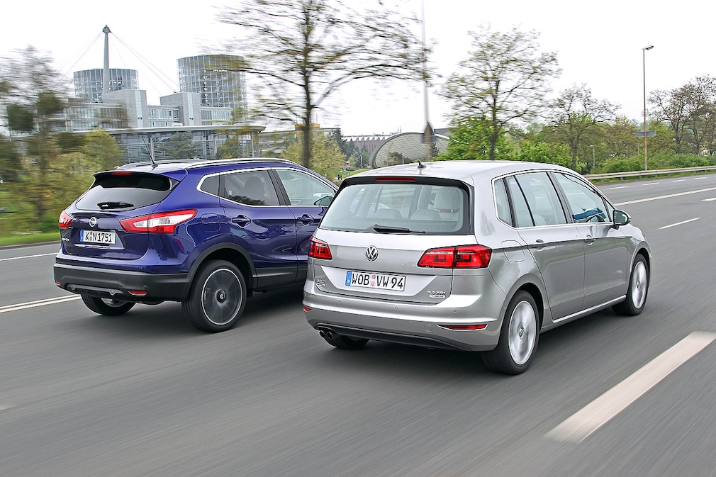 Nissan Qashqai VW Golf Sportsvan