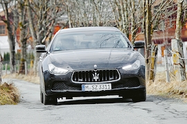 Maserati Ghibli S Q4 schwarz Frontansicht