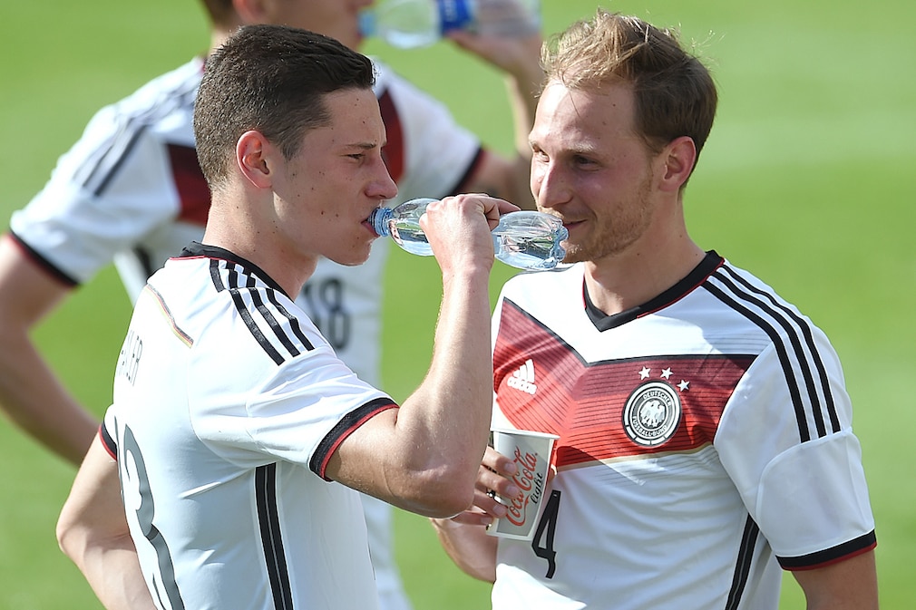 Julian Draxler und Benedikt Höwedes