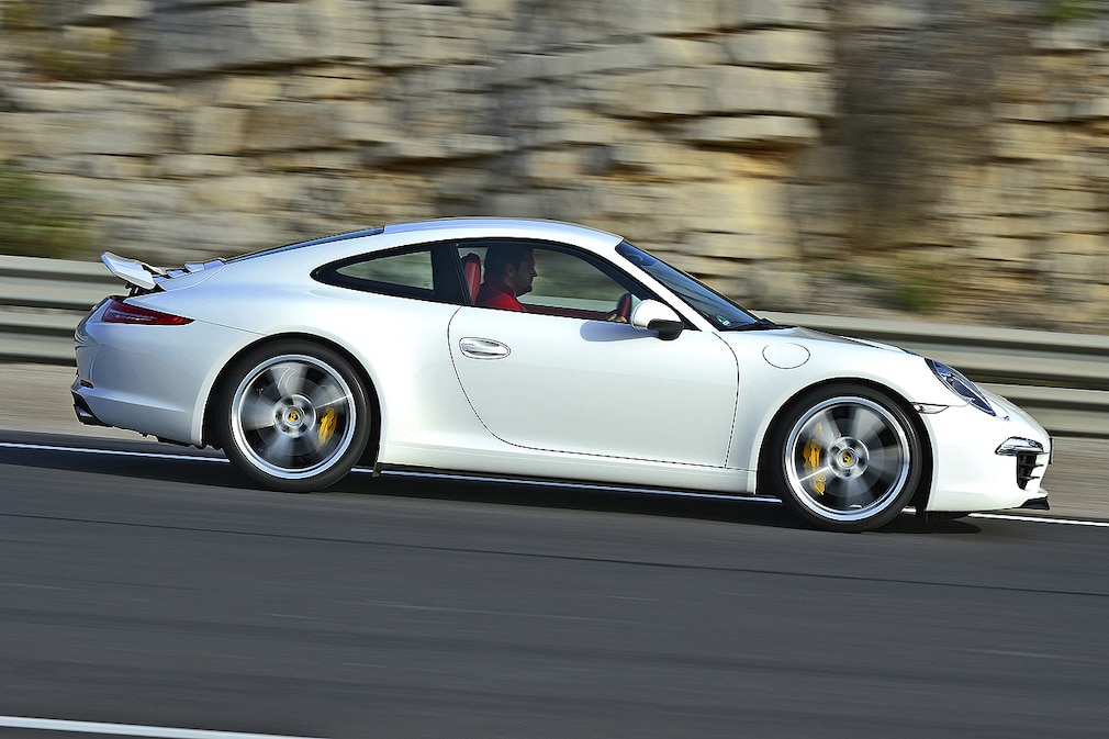 Porsche 911 Carrera S