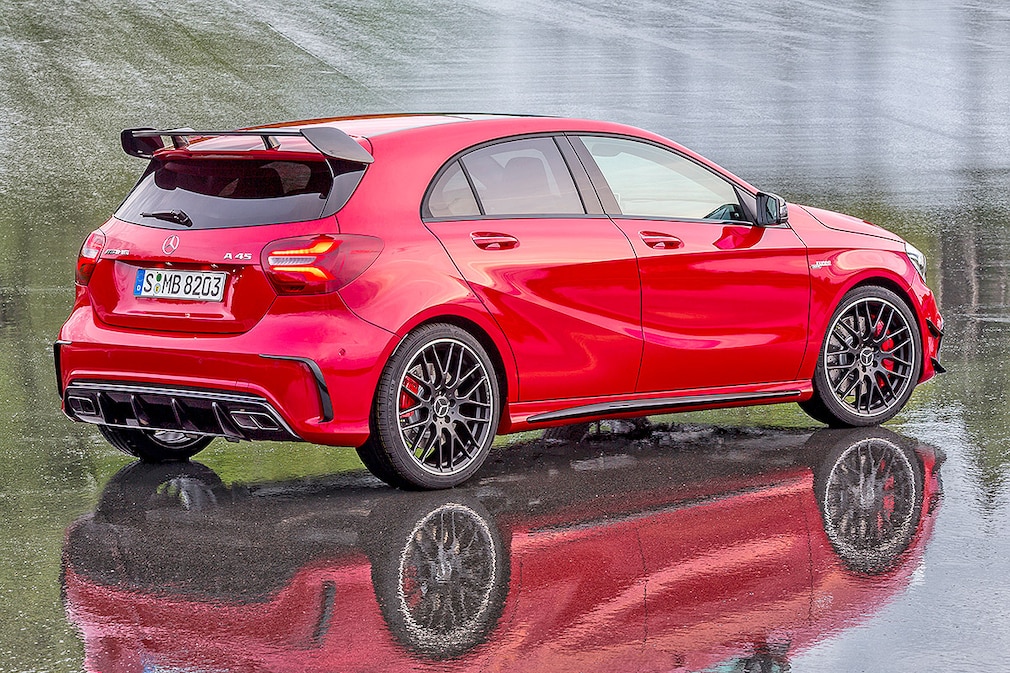 Mercedes A 45 AMG