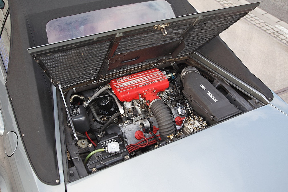 Ferrari Mondial Quattrovalvole