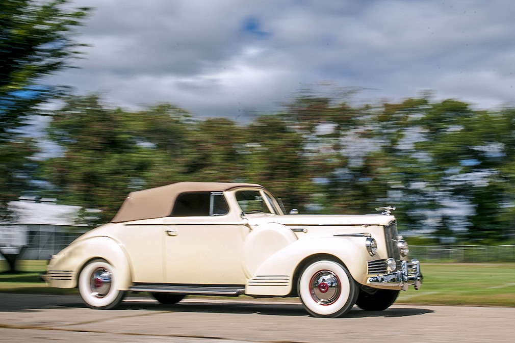 Packard eine Reportage über den ehemaligen Hersteller von Luxusautos in Detroit