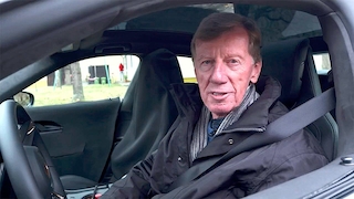 Porsche Taycan: M4 Coupé: Crash in Münchner Innenstadt