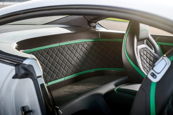 Bentley Continental GT3-R Innenraum