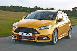 Ford Focus ST FL (erstmals auch als Diesel) in Goodwood