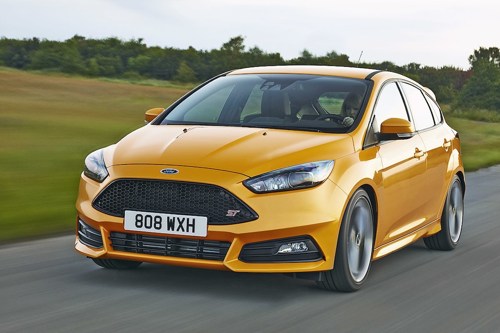Ford Focus ST FL (erstmals auch als Diesel) in Goodwood