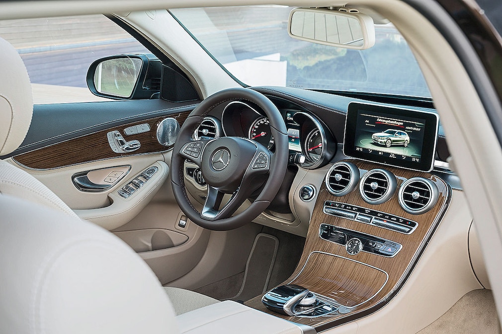 Mercedes C-Klasse T-Modell: AMI Leipzig 2014