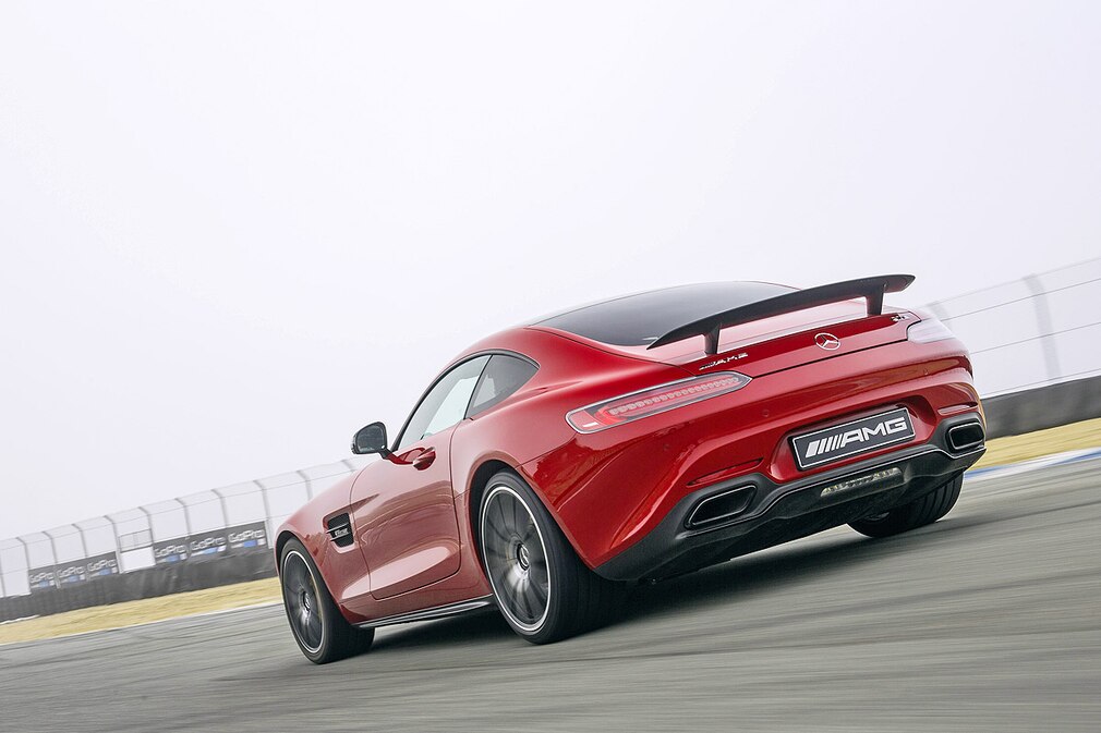 Mercedes AMG GT S V8 Biturbo