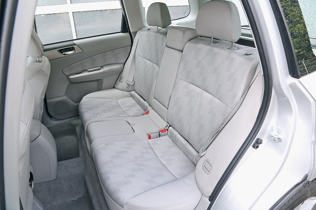 Subaru Forester 2.0, Rücksitze