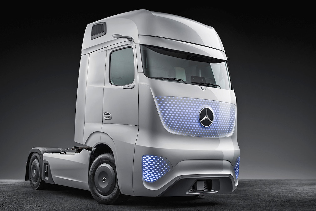 Mercedes Future Truck 2025