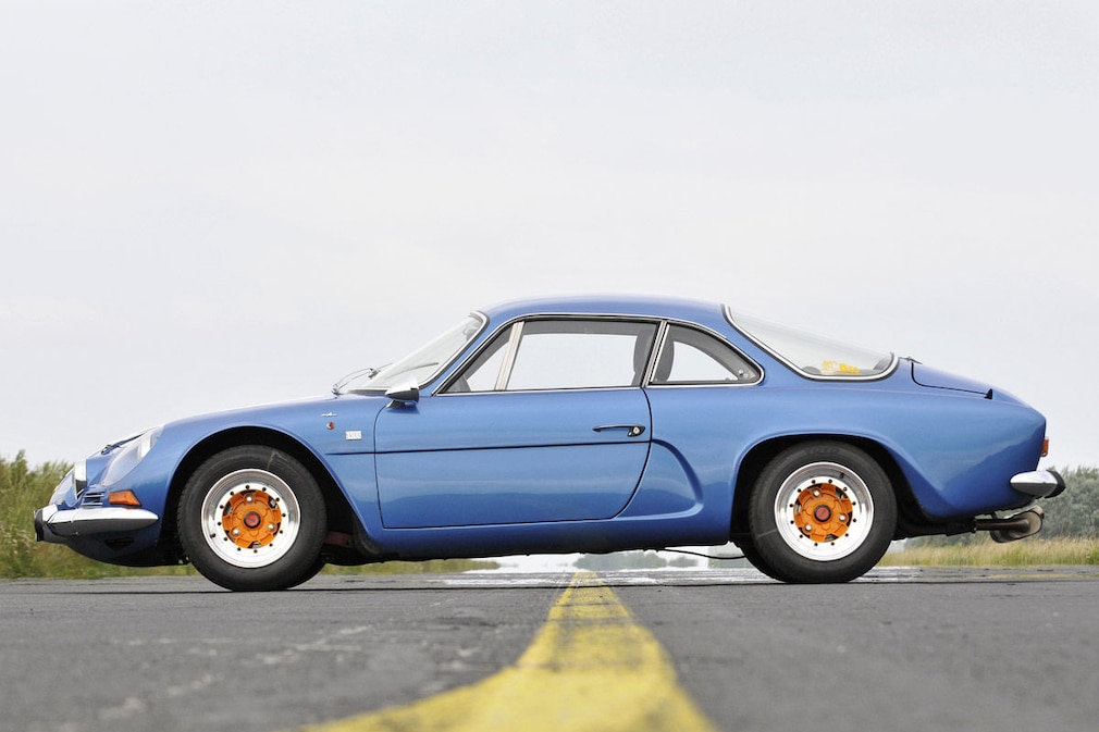 Alpine A110