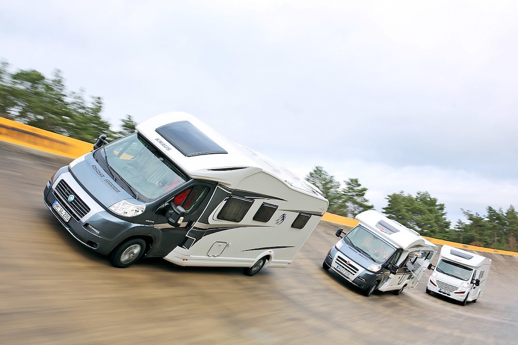 Knaus Sky Wave 25 Celebrations, Bürstner Ixeo time it 726 fifty-five, Dethleffs Globe 4 T 6801-4