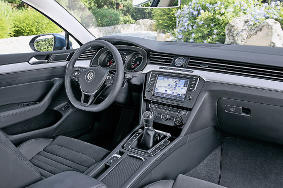 VW Passat Variant Cockpit