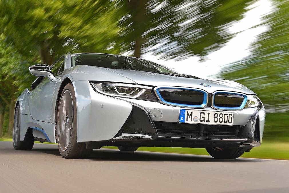 BMW i8