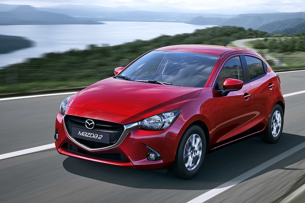 Mazda2 2015
