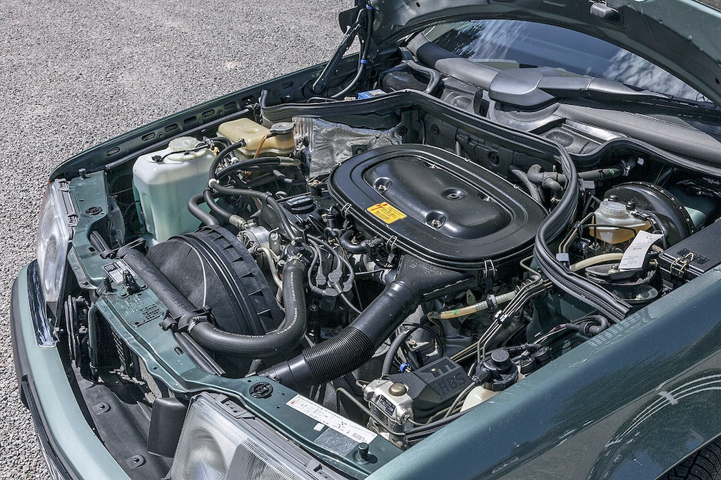 Mercedes 230 TE W 124