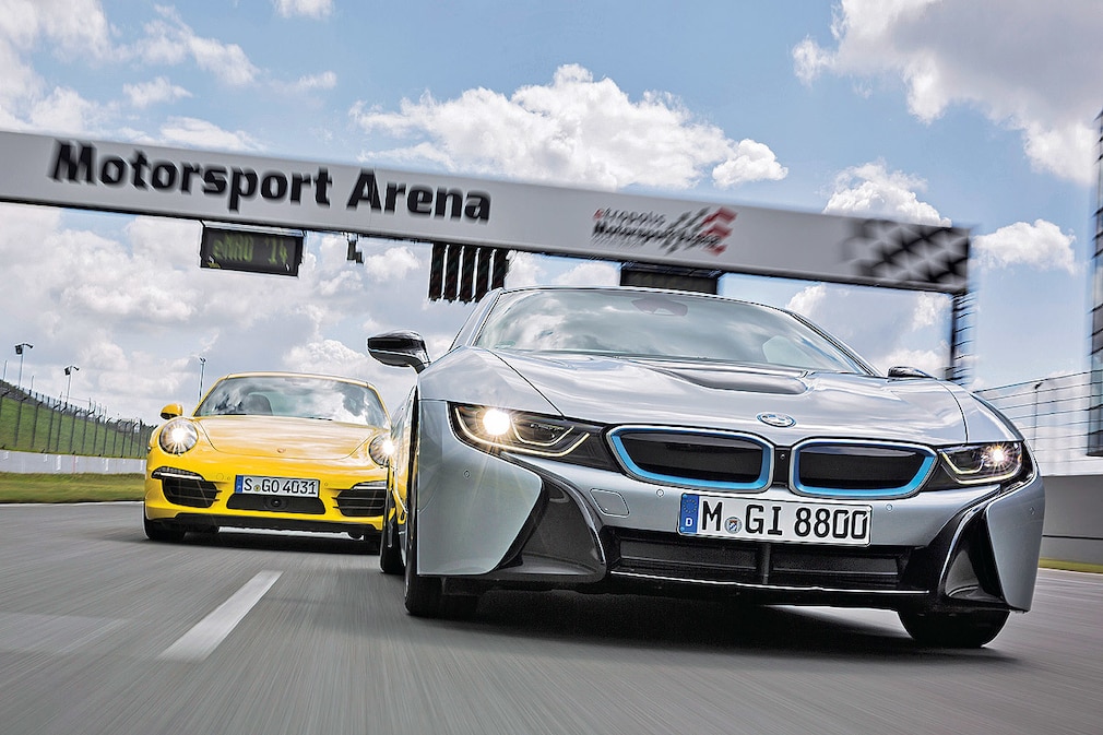 BMW i8 Porsche 911