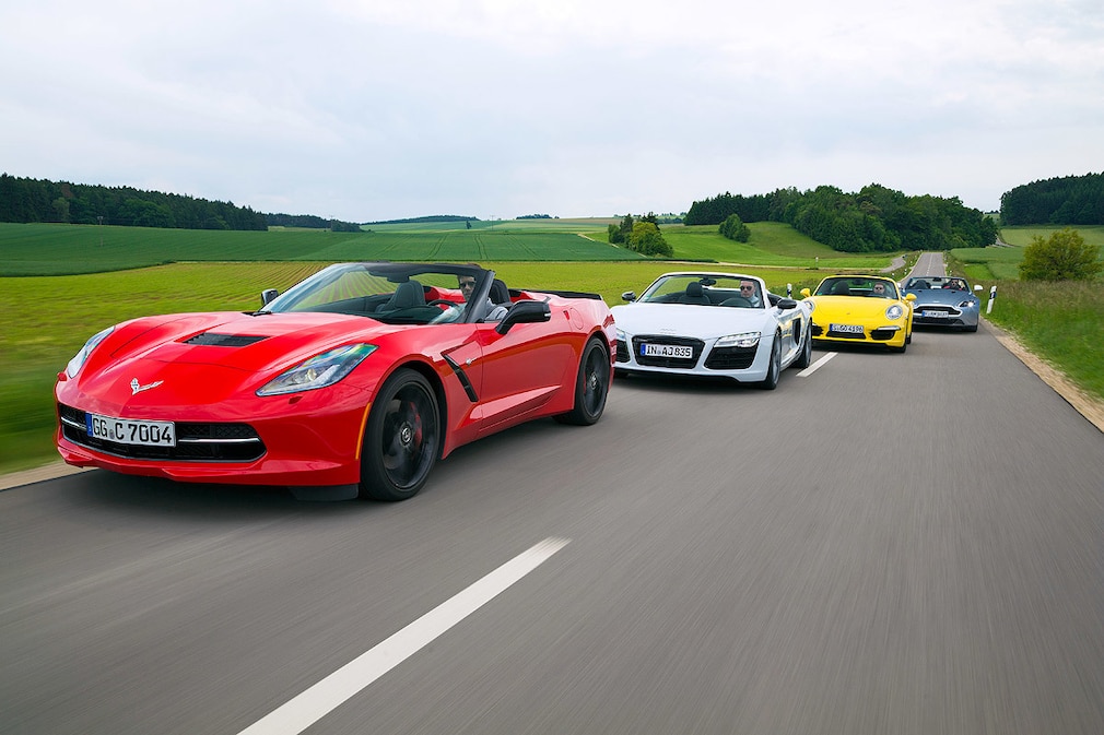 Aston Martin Vantage Roadster N430 Audi R8 V8 Spyder C hevrolet Corvette Stingray Convertible Porsche 911 Targa 4S
