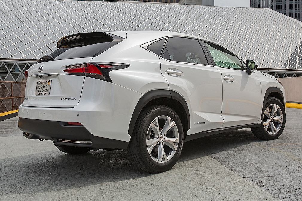 Lexus NX 300h